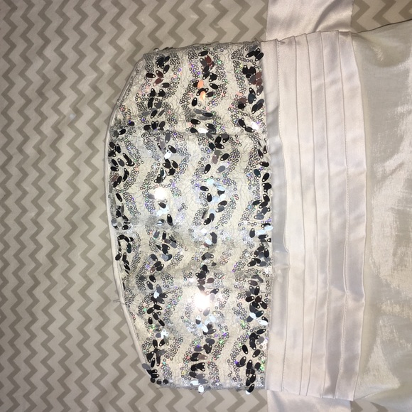 Homecoming is soon! - Picture 4 of 4