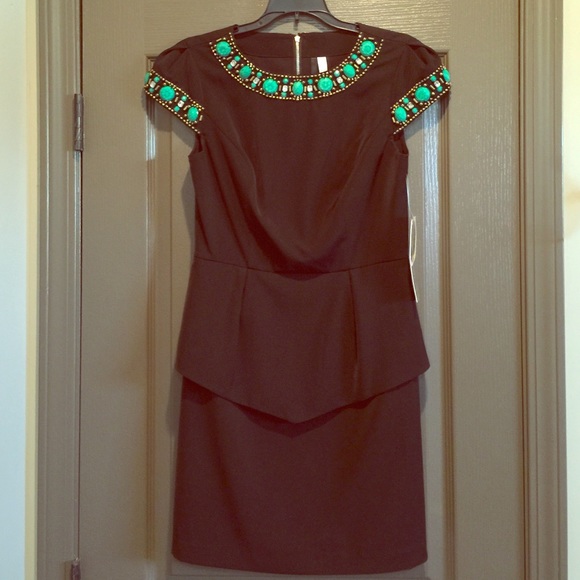 ⭐️SOLD ⭐️NWT Kensie Peplum Cocktail Dress 😍