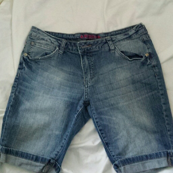 Very nice Arizona Bermuda Shorts