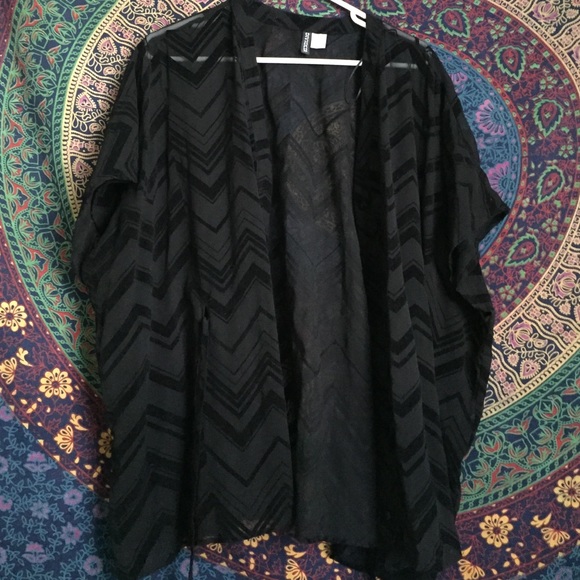 Sheer/velvet Black tunic with waist tie