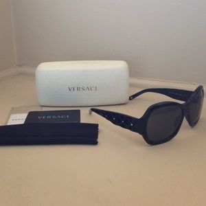 Versace black diamond sunglasses 4154-b