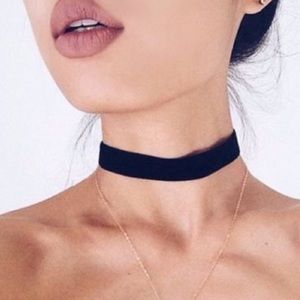 HP • Black Velvet Choker