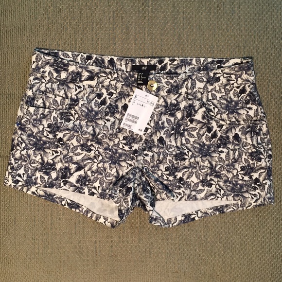 H&M floral denim shorts