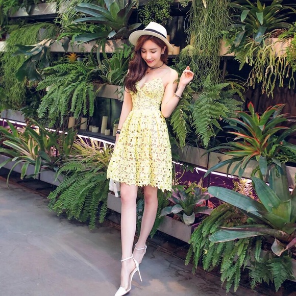Gorgeous summer yellow lace dress