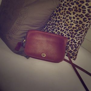 Vintage coach crossbody