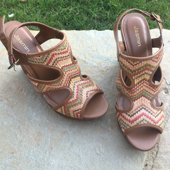 Jasmin Wedges Shoes