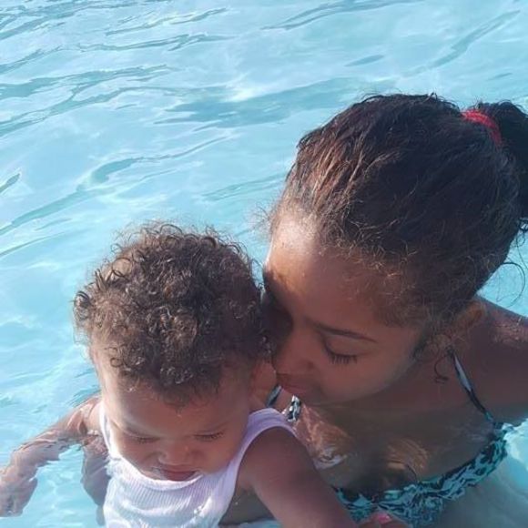 Meet your Posher, Crystal - Picture 1 of 1