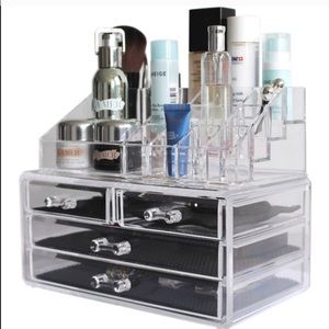 Brand new clear acrylic makeup organizer