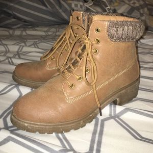 Knit Brown Boots