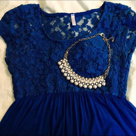 NWOT BR fashion statement necklace