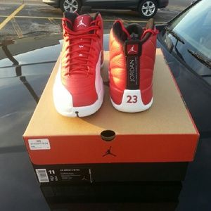 Retro 12 Gym Red