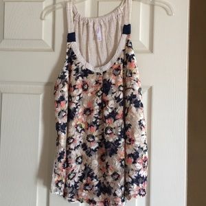 Lace loose fitting tank top