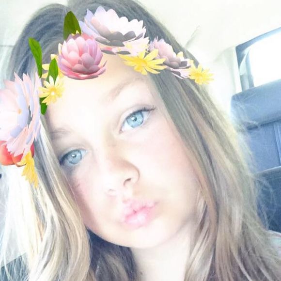 Meet your Posher, Alexis - Picture 1 of 1