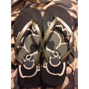 Old Navy Flip Flops!