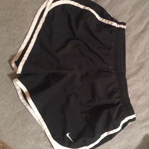 Girls size large Nike dri for shorts