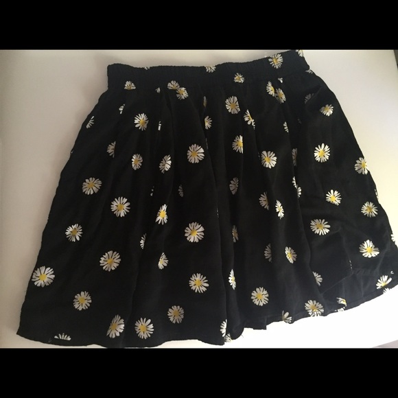 Brandy Melville floral skirt