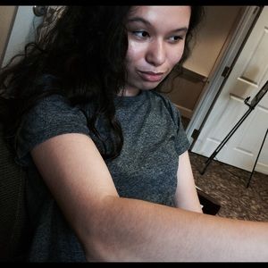 Meet your Posher, Edith