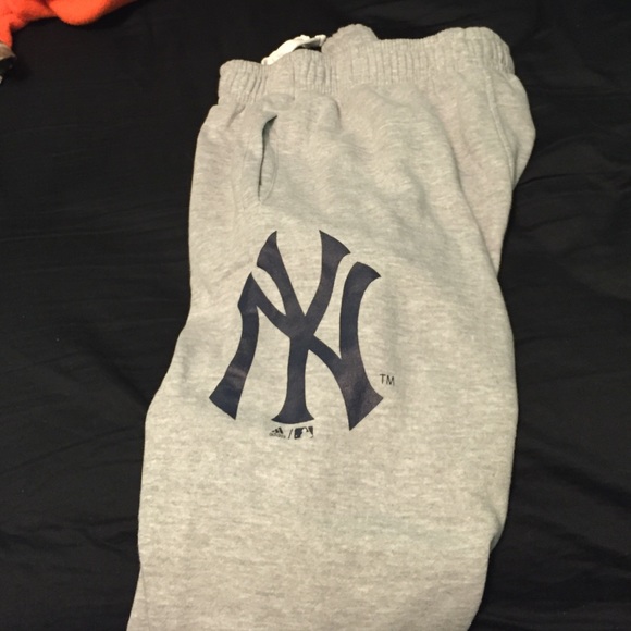 Yankees sweatpants w/ pockets