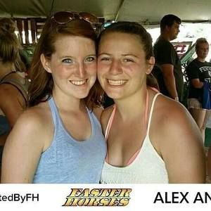 Meet your Posher, Madi