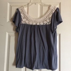 Gray American Eagle top.