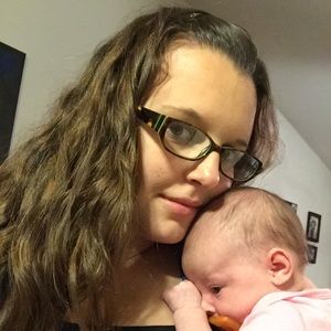 Meet your Posher, Cecily