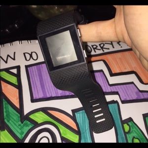 Fitbit surge LIKE NEW WITH CABLE