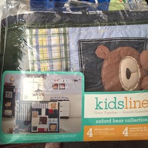 Crib comforter brand new