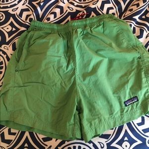 Patagonia shorts! ⛺️