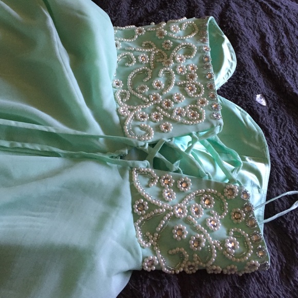 Short Mint Green Prom Dress - Picture 3 of 4