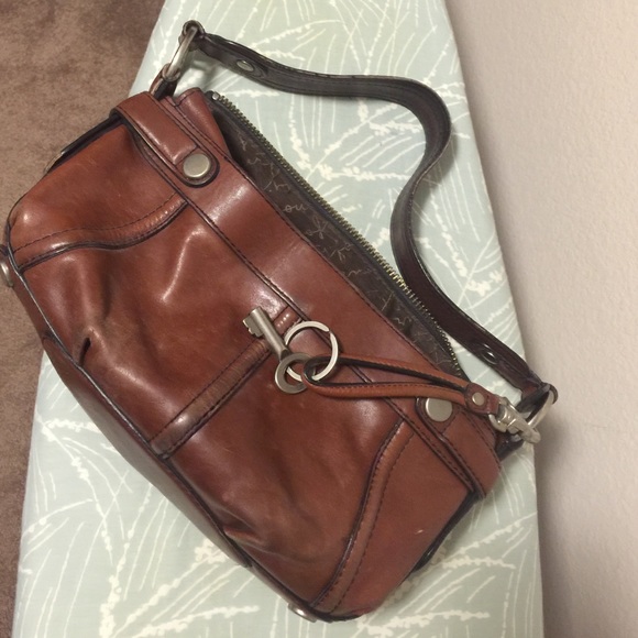 Fossil purse - Picture 3 of 3
