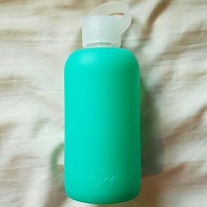 bkr 500 mL water bottle