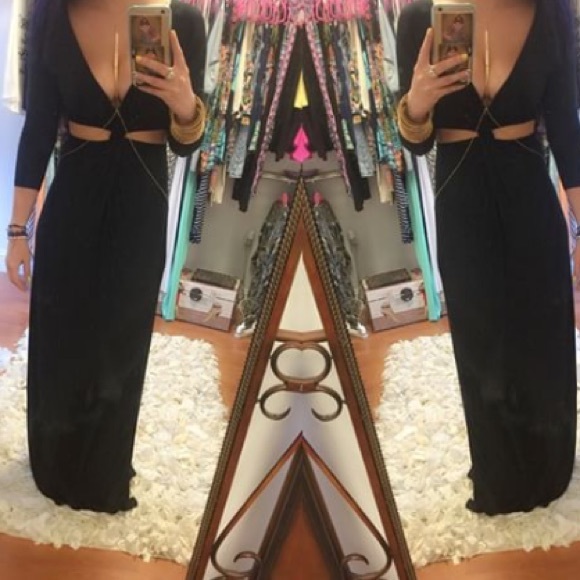 Black maxi long sleeve