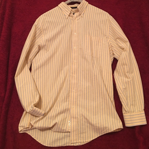 Mens xl ling sleeve button down shirt