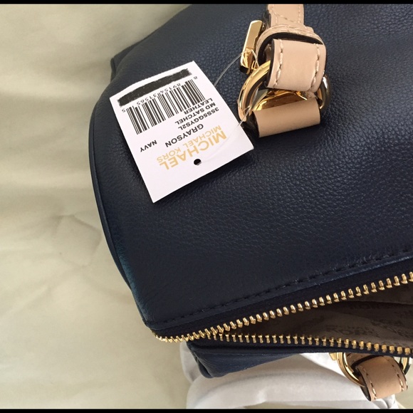NWT Michael Kors Wilma Small Brown Signature Chain Crossbody  Michael Kors Purse Never used NWT