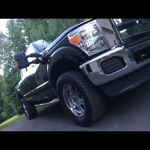 Meet your Posher, Lacy