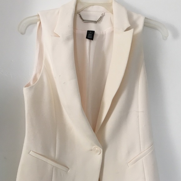 White suite vest - Picture 3 of 3
