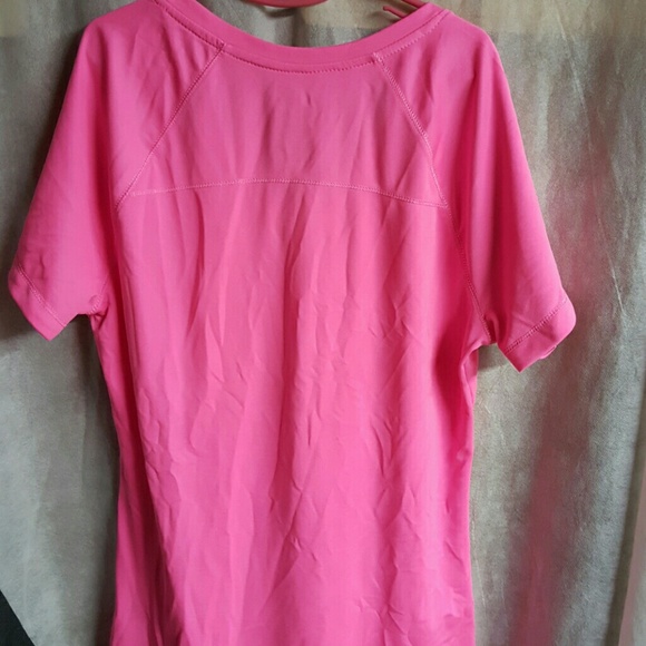 Danskin Now loose fit top. - Picture 2 of 3