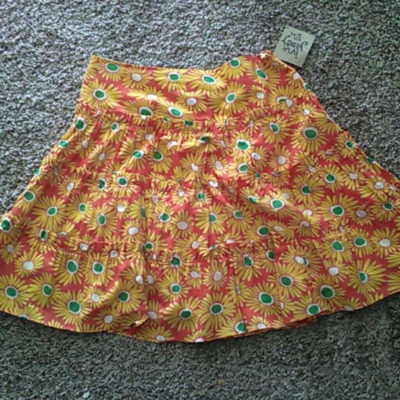 Ivy Jane Dresses & Skirts - Daisy Skirt NWT