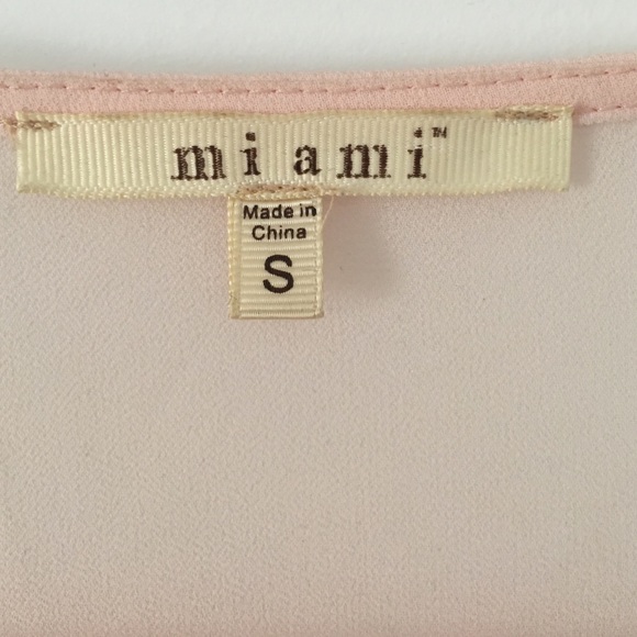 Pink v neck blouse - Picture 3 of 4