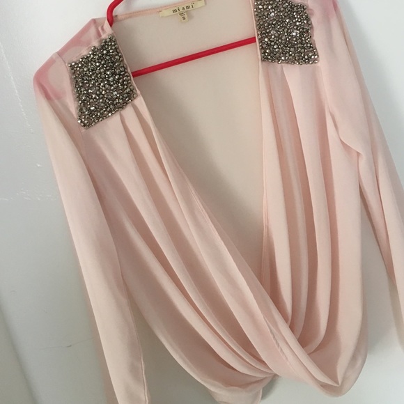 Pink v neck blouse - Picture 4 of 4