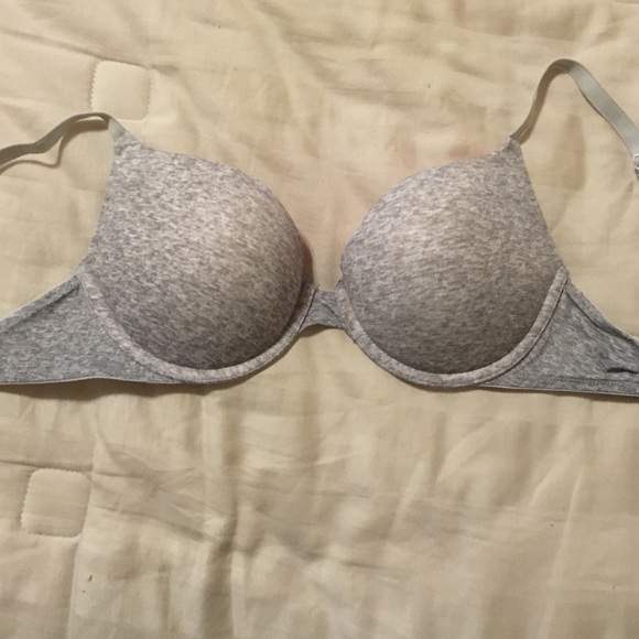 wear everywhere push-up Victoria secret bra