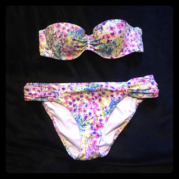 Very cute vs bathing suit