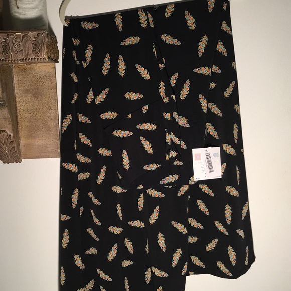 Lularoe Feather Maxi - XL