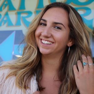 Meet your Posher, Jenna