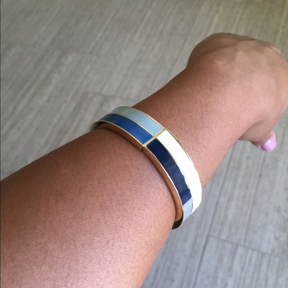 🆕 Shades of Blue Bangle Bracelet