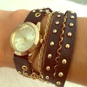 Black and gold wrap watch
