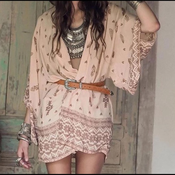 ‼️ONLY 1 Left‼️Pink & Maroon Kimono - Picture 2 of 4