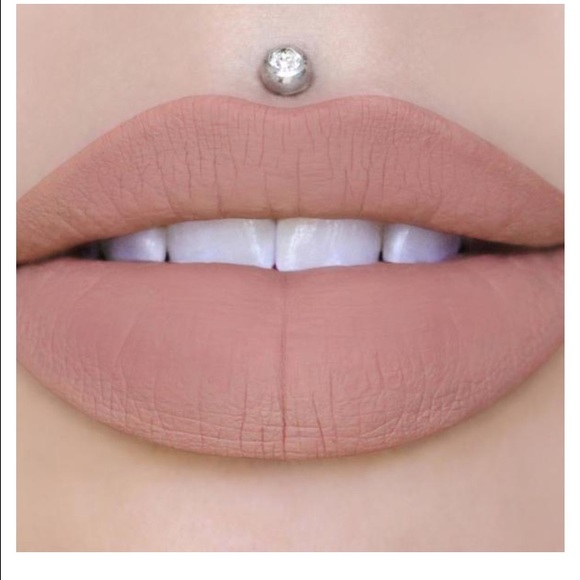 Jeffree Star liquid lipstick.