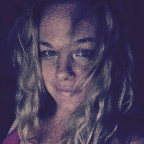 Meet your Posher, Theresa - Picture 1 of 1