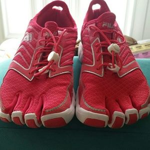 Fila skele-toes leap size 7.5
